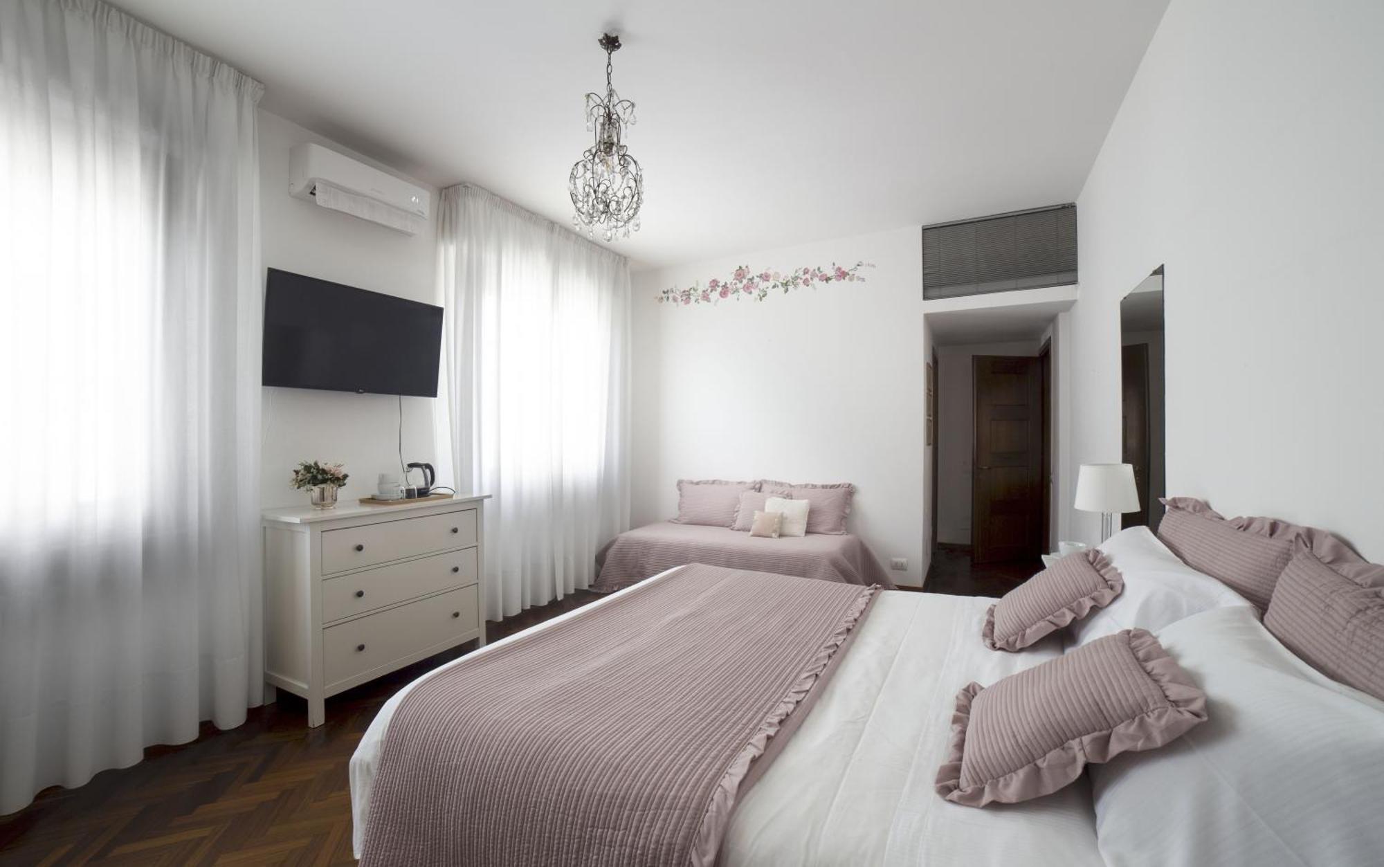 Casa Di Anna Apartment Песаро Екстериор снимка